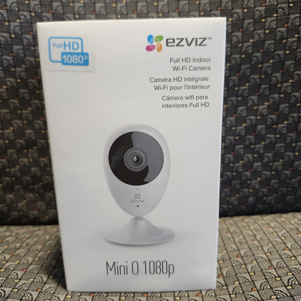 Indoor Moton Sensor Camera EZVIZ Mini O 1080p Wi Fi Connects To Phone